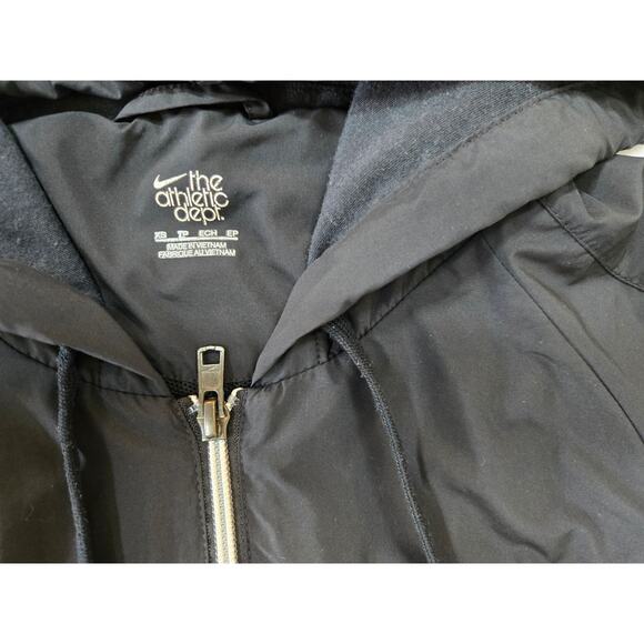 Nike The Athletic Dept Jacket Women Black Zip Size XS Cropped Thin Athletic - Picture 2 of 6